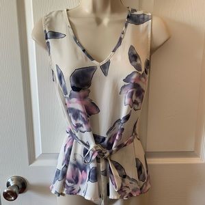 XS Petite Sleeveless Lace Back Tie Front Blue Purple Floral Top